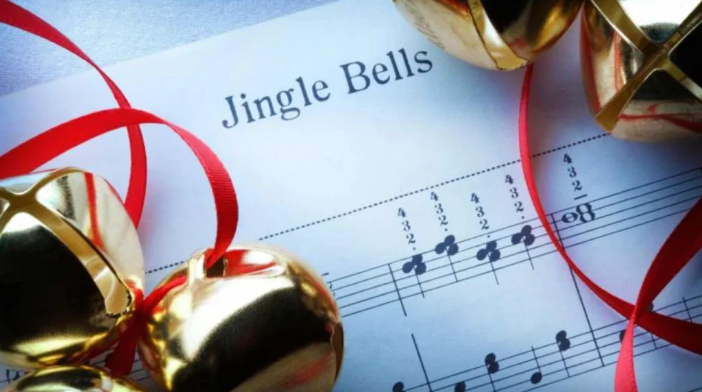 1. "Jingle Bells" ไม่ใช่เพลงประจำเทศกาลคริสต์มาส